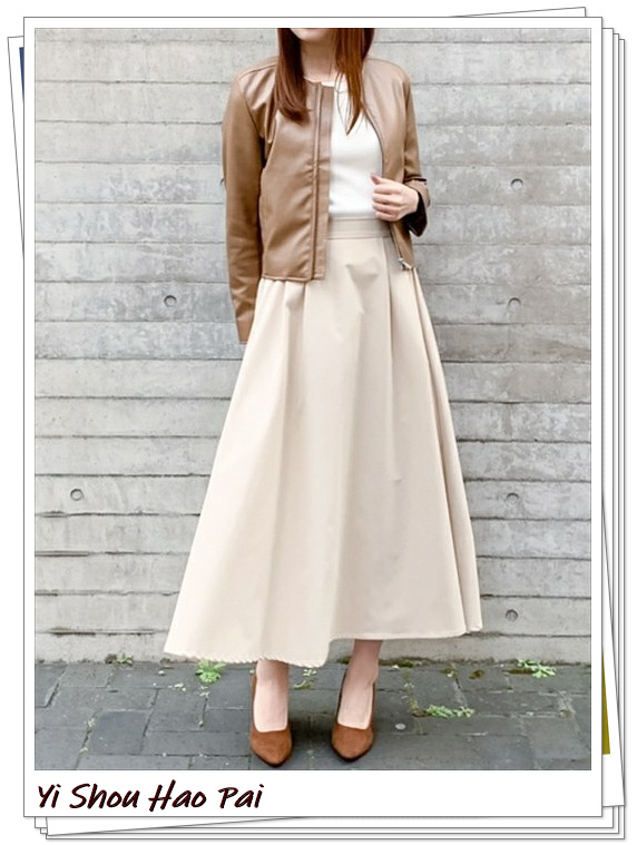 机车风格的皮夹克怎么搭配减龄,驼色皮夹克搭配什么颜色裙子好看