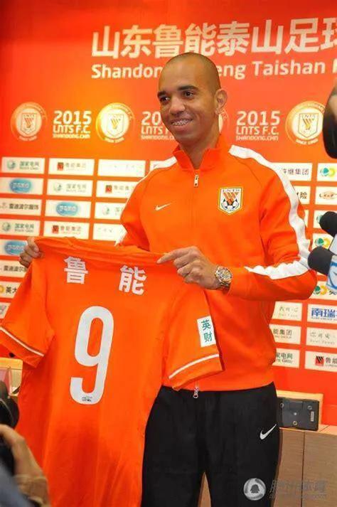 山东泰山9号球员,2000年鲁能泰山球员名单