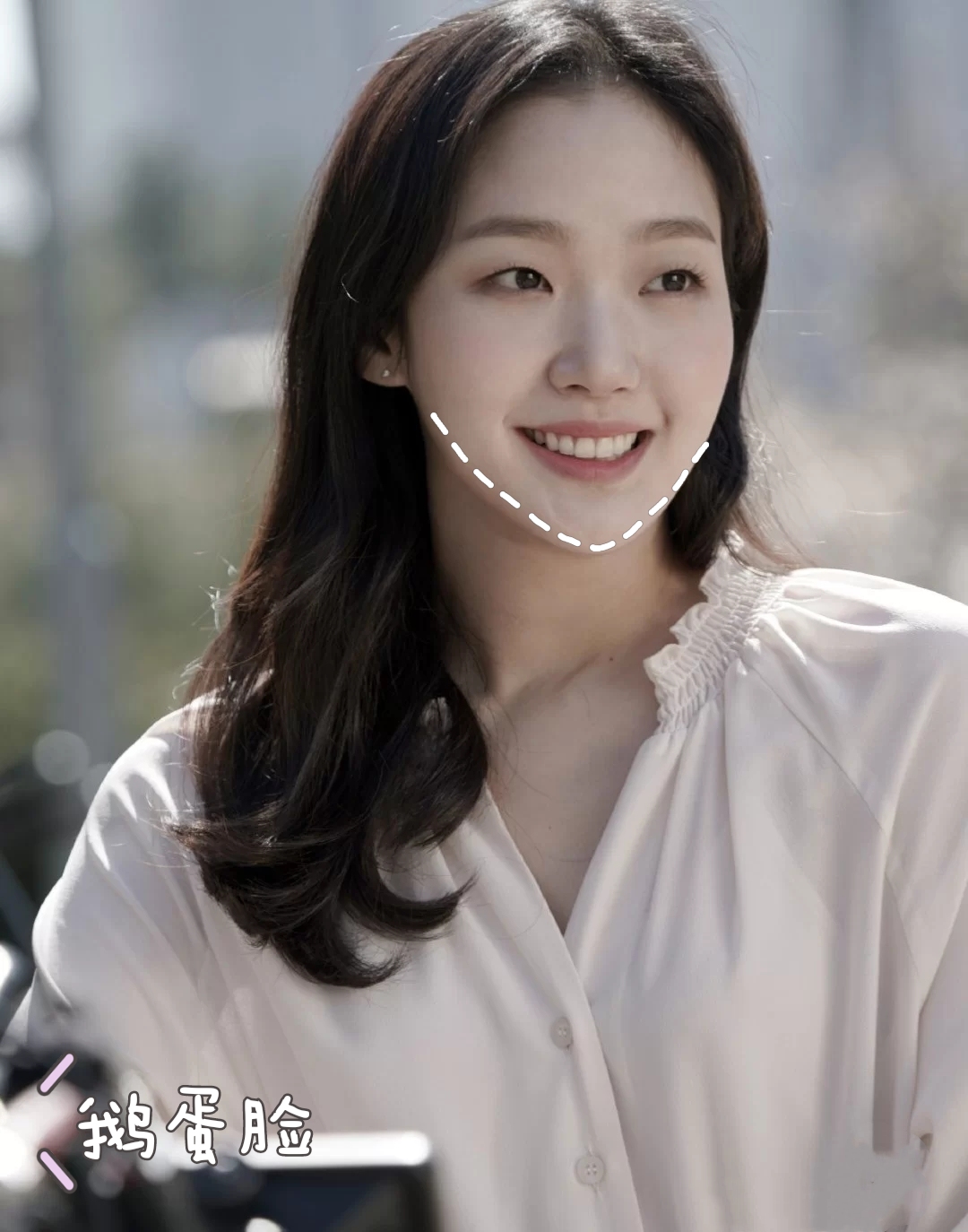 40岁女人烫发显年轻,40岁适合的减龄烫发