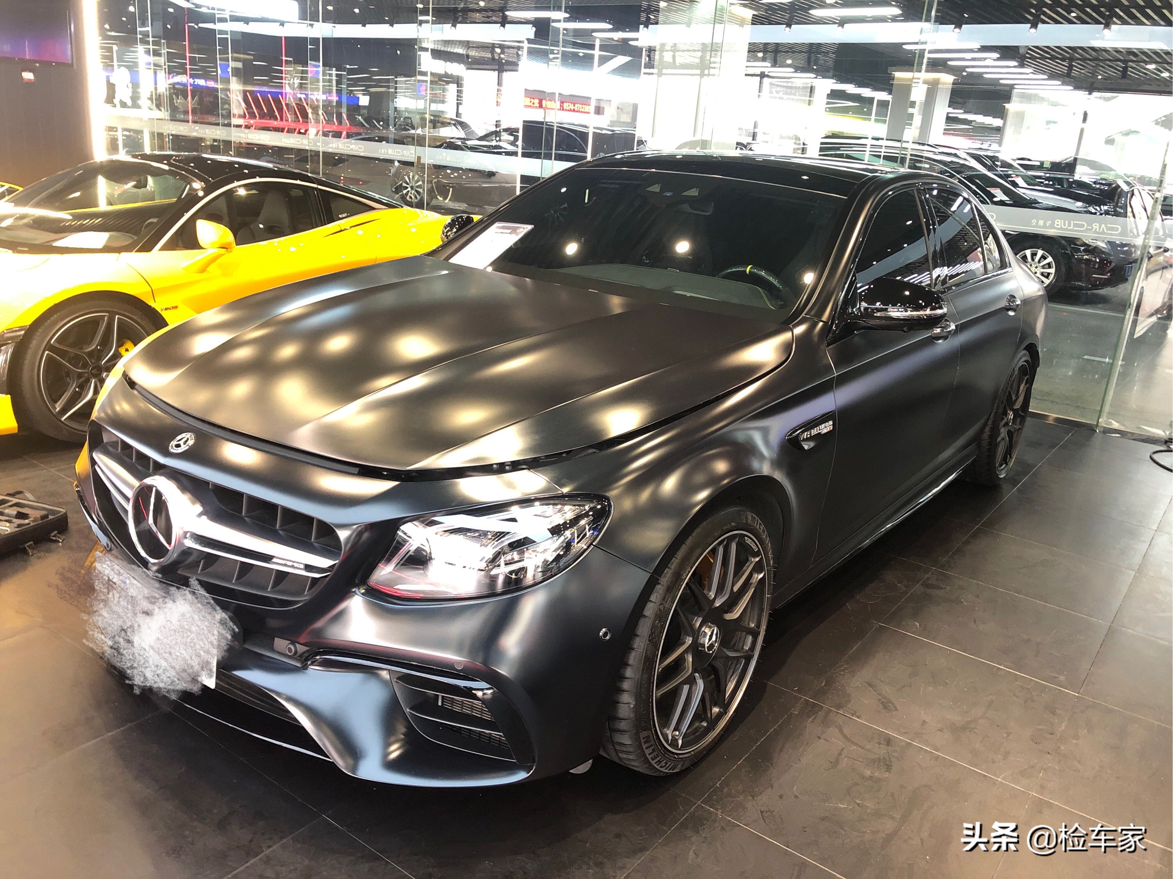 奔驰amge63s百公里加速2022款,全新奔驰amge63s磨砂黑