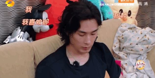 做美甲对孕妇有危害吗,好看的美甲款式超级闪视频