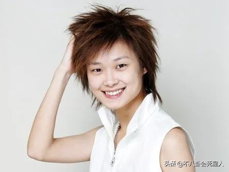 超女第一名李宇春,和李宇春齐名的四大超女