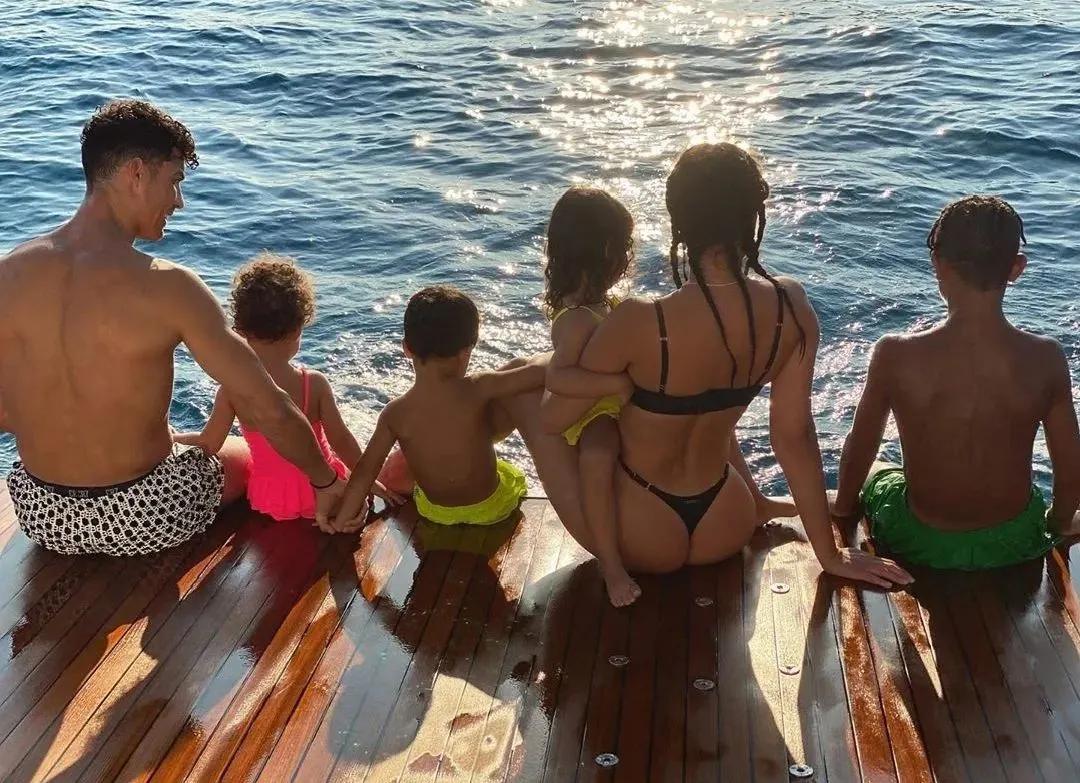 最牛柜姐打败顶级超模,哪些女人才配得上叫海王终结者?