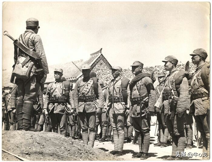 驳壳枪枪托是什么材质,驳壳枪木质套和皮套的区别