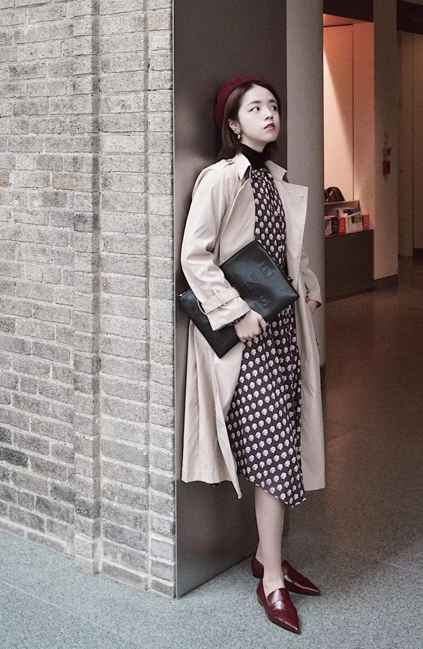 早春风衣穿搭高级感,早春穿搭颜色毛衣外套