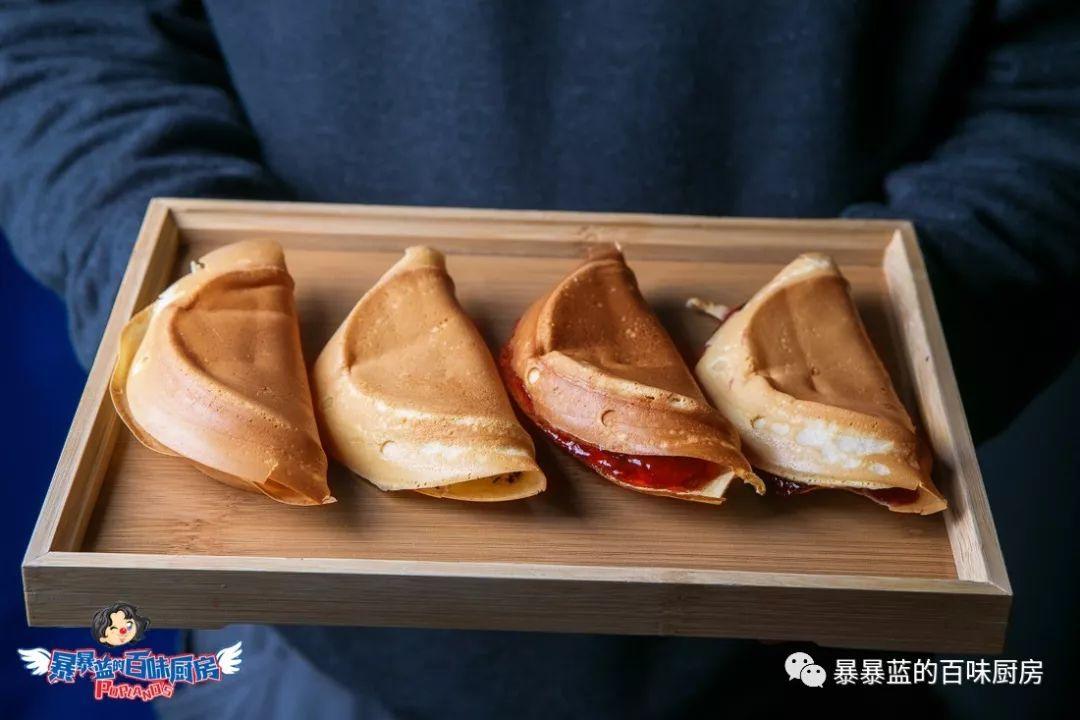 当成都老板爱上沈阳老雪,他开的串串香店锅底都有1瓶大绿棒