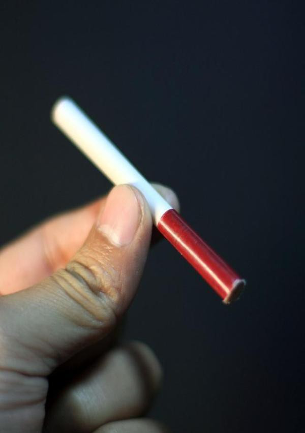 100块一包的香烟与5块一包的香烟有什么不同?