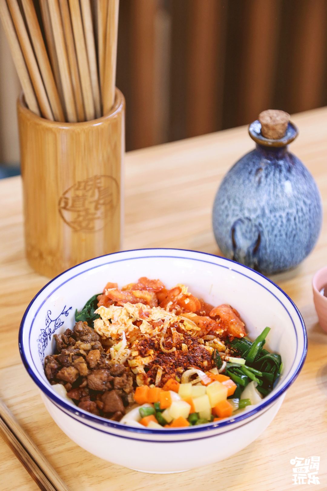 酷炫新地标!6m高巨型太空人登陆星城,开启未来进行时