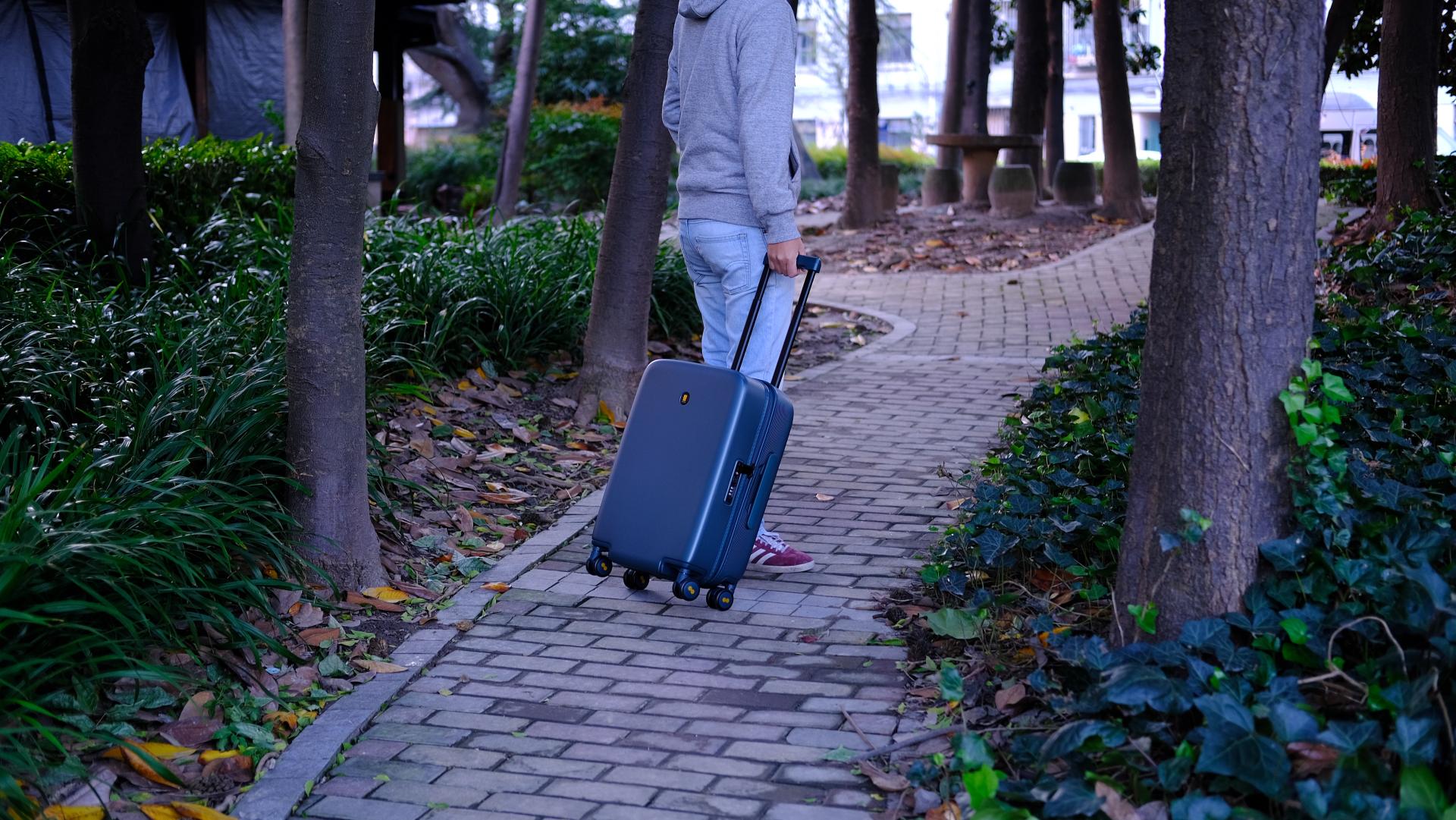 旅行箱测评地平线8号,地平线旅行箱推荐