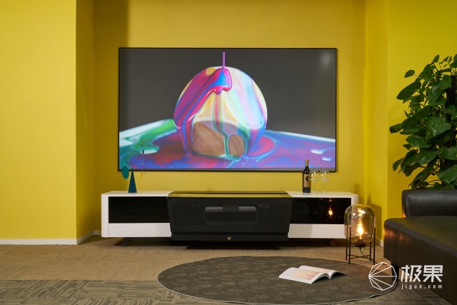 真正的无边框全屏电视机,超薄屏幕无边框电视
