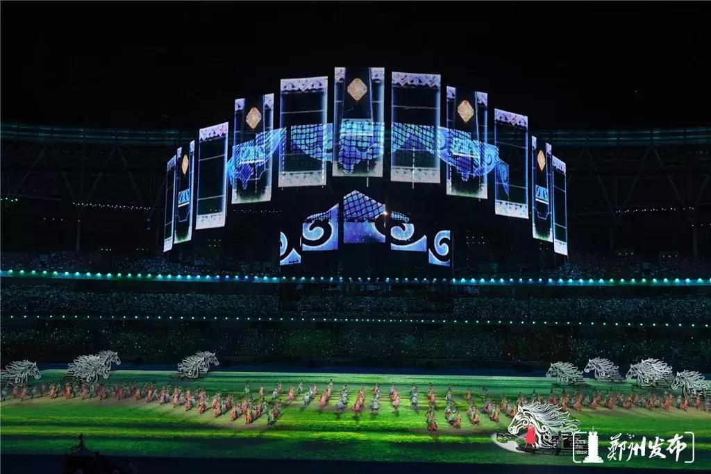 郑州奥体中心震撼场面,郑州奥体中心晚上视频