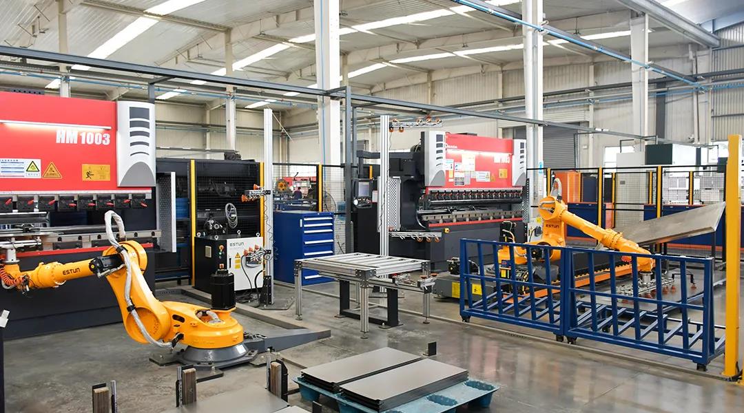 走进永亨—成都市家具商会举办办公家具标杆企业学习交流沙龙活动