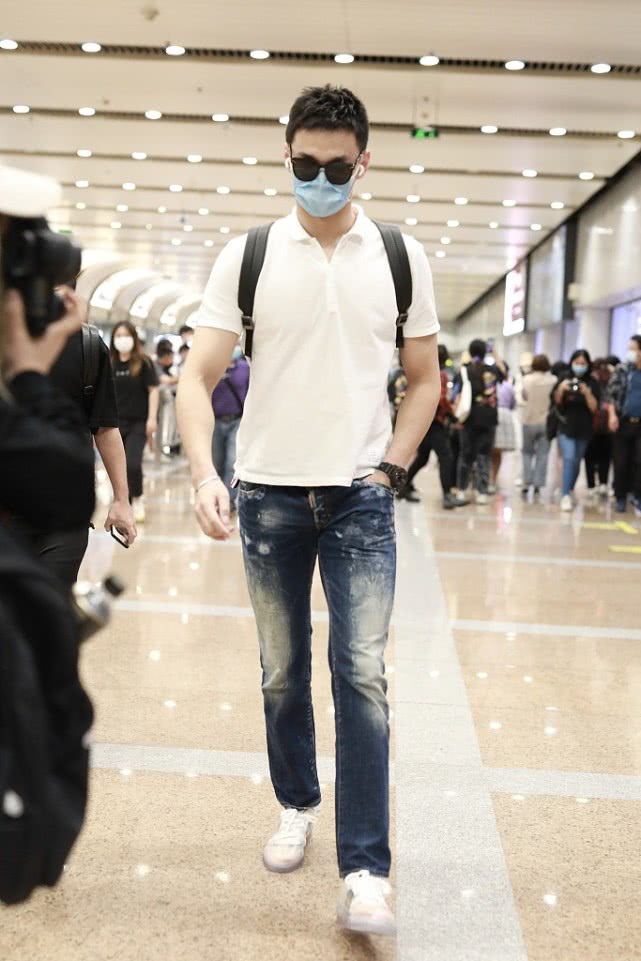 孙杨穿什么裤子好看,孙杨穿衣搭配图片