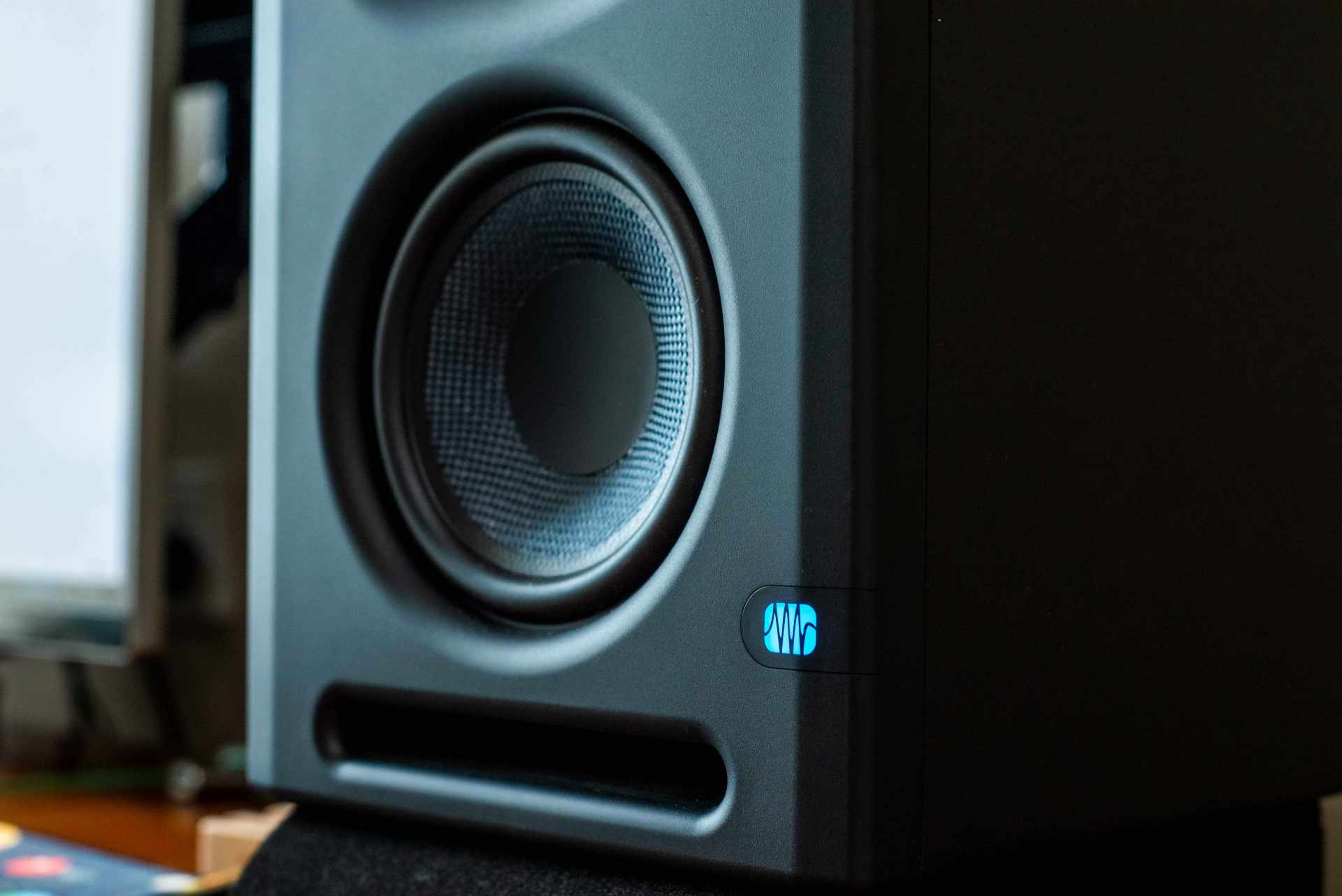 不再迷恋音乐,presonuse5bt监听音箱