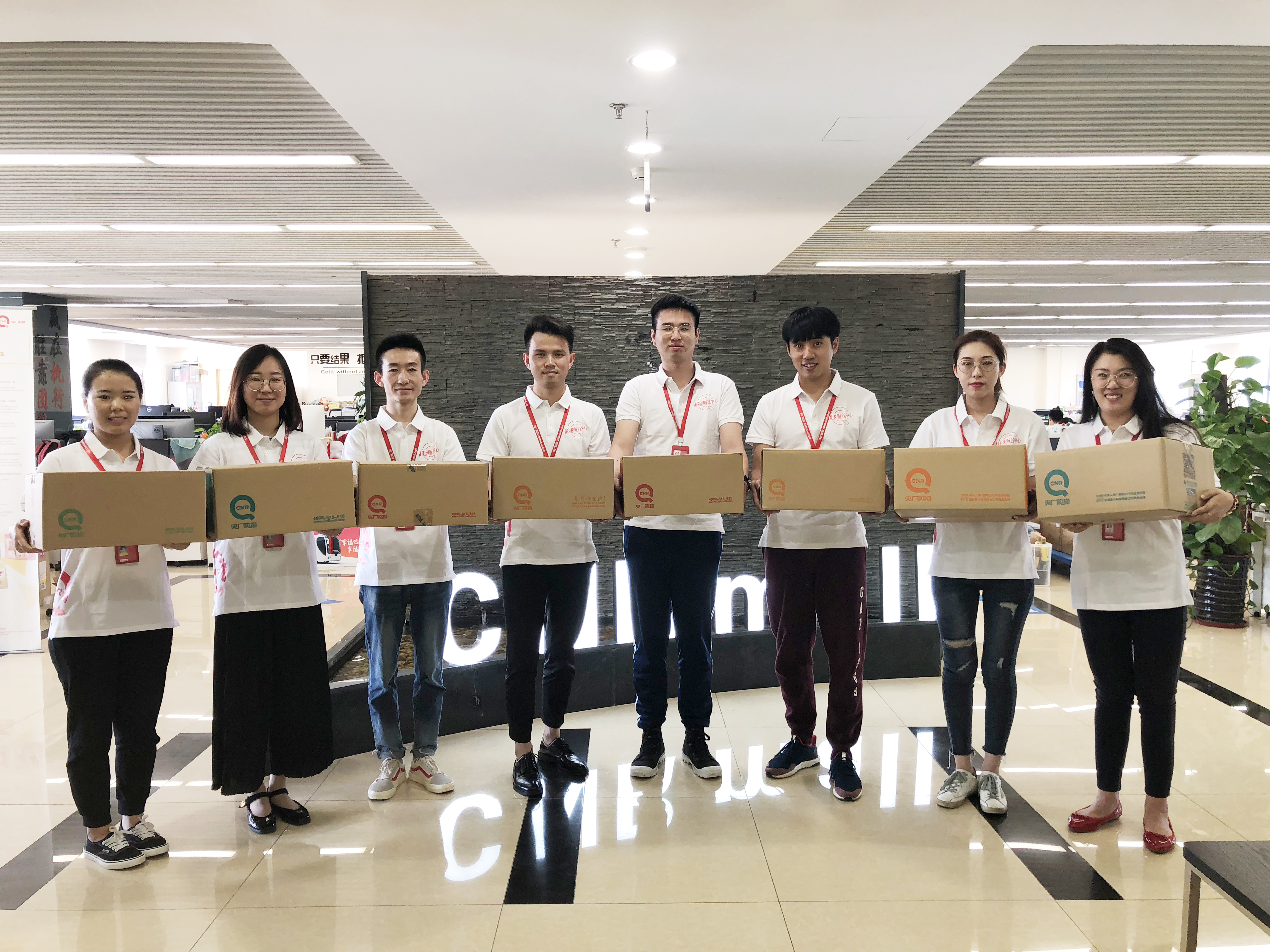 诚信让消费者更放心,诚信服务让顾客更放心