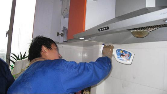 华帝油烟机的自动清洗功能靠谱吗,油烟机自动清洗靠谱吗