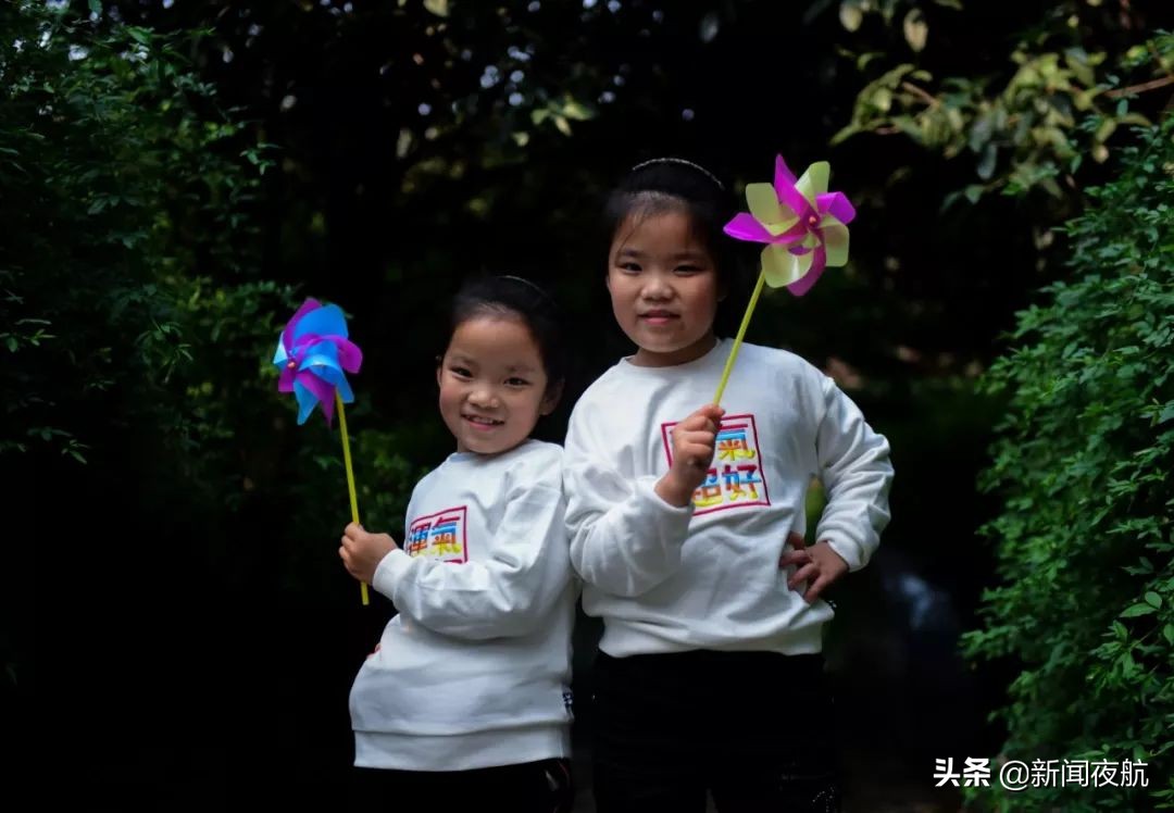 坐骨连体双胞胎多大分离,中国首例坐骨婴儿手术成功完整版