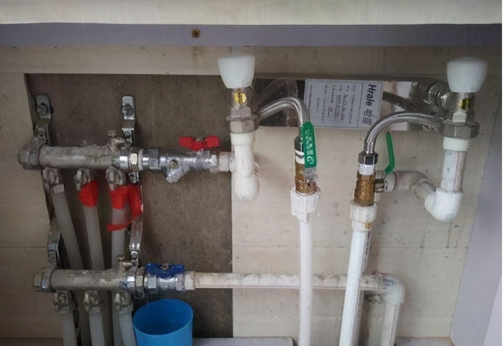 暖气供暖阀门正确打开,刚供暖暖气阀门怎么开才是正确的