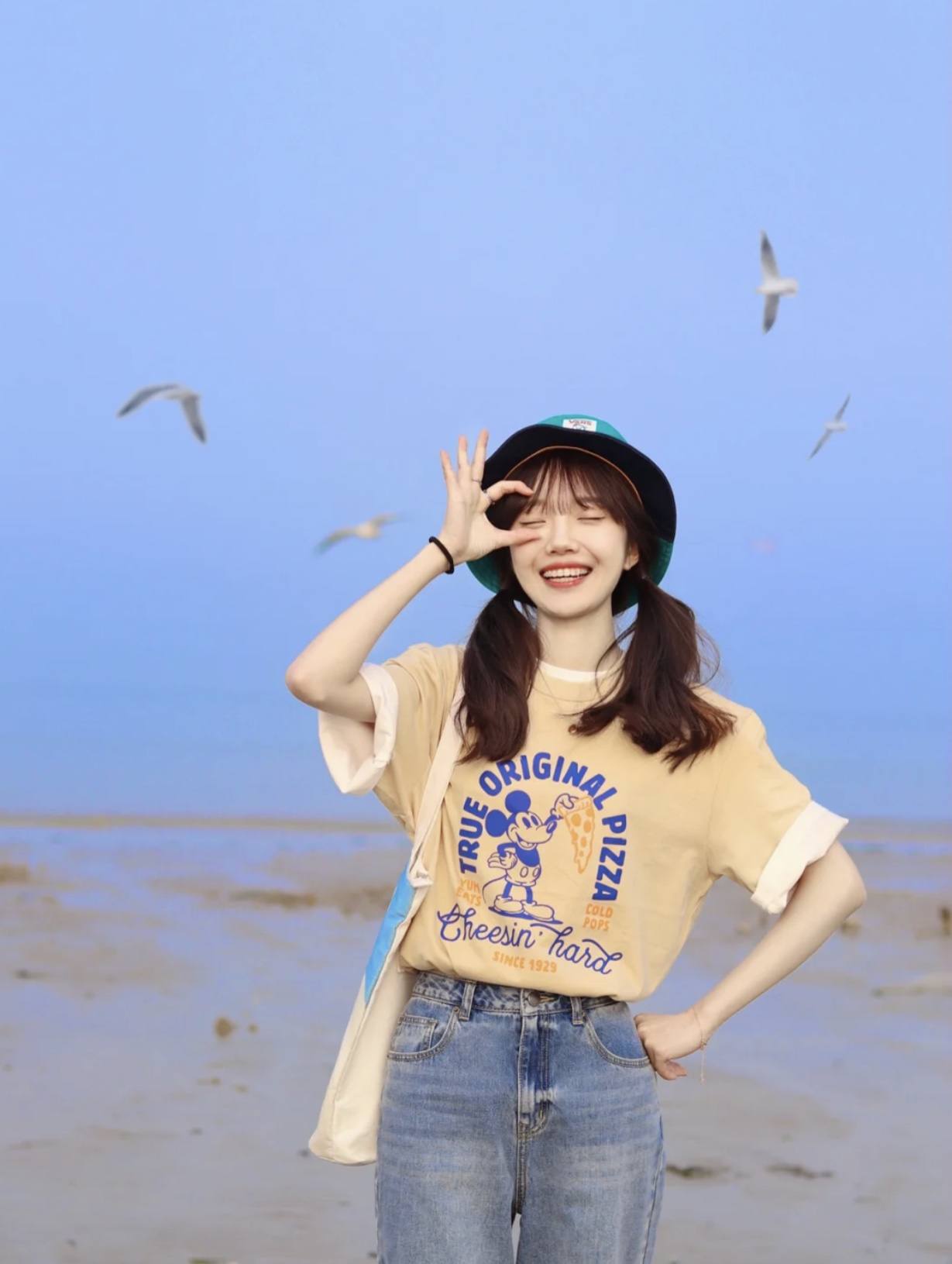 衣服太透了穿什么合适,穿衣服的小妙招夏天