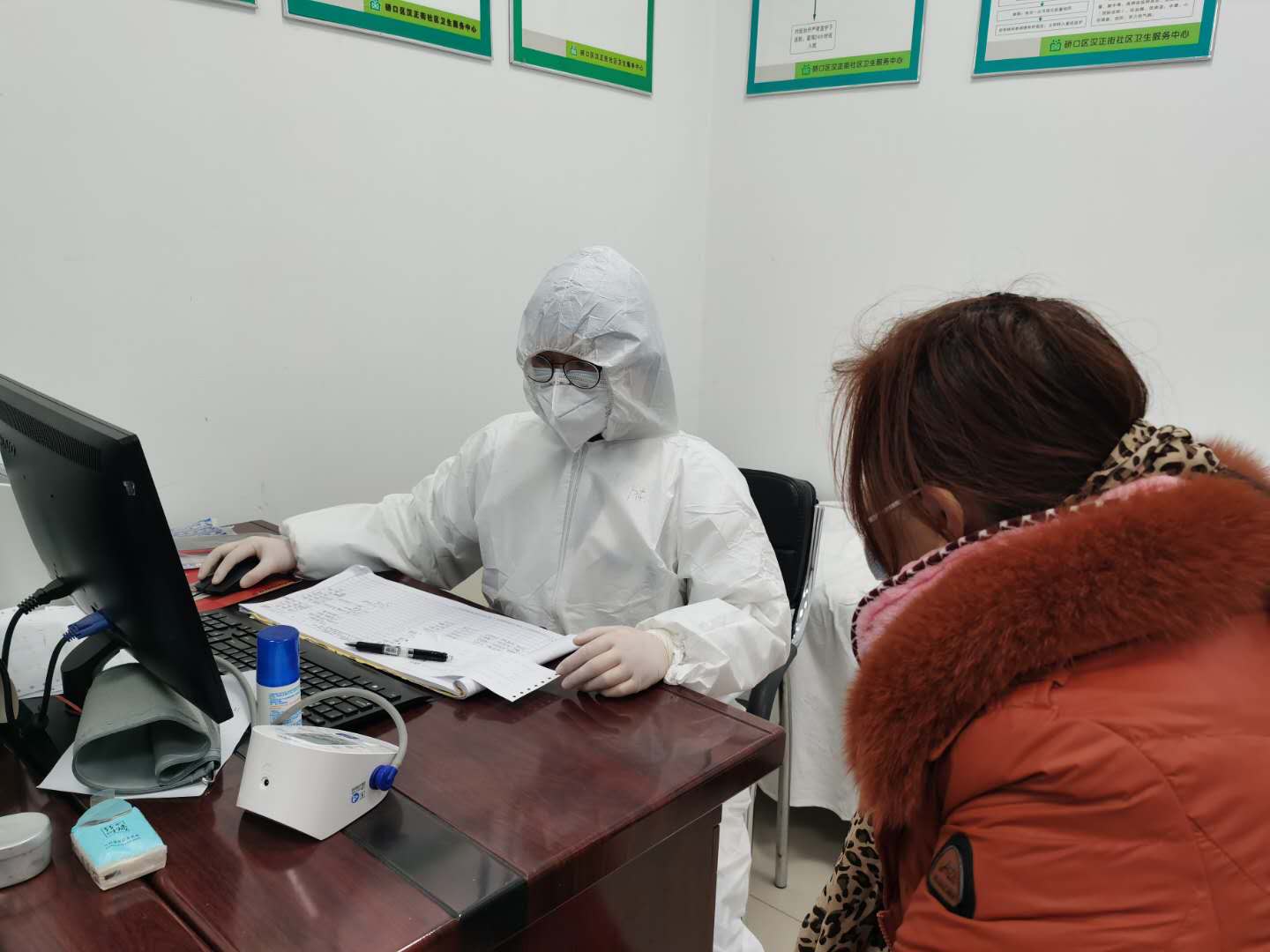 致敬在这场战疫中无私奉献者,致敬战疫路上了不起的她