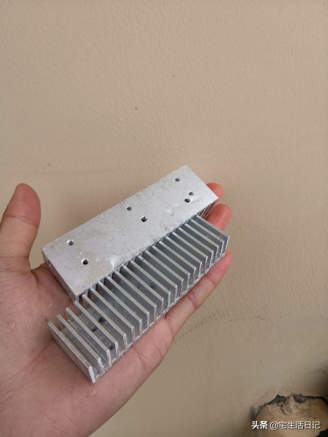 大功率功放机箱自制,功放外壳改电脑机箱