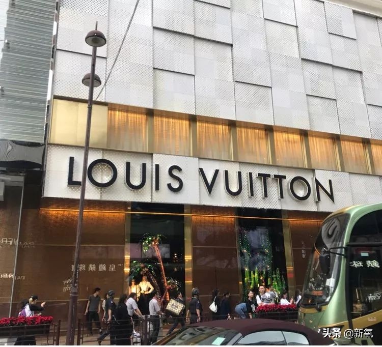 网红服装店的利润一般是多少,网红服装店内幕