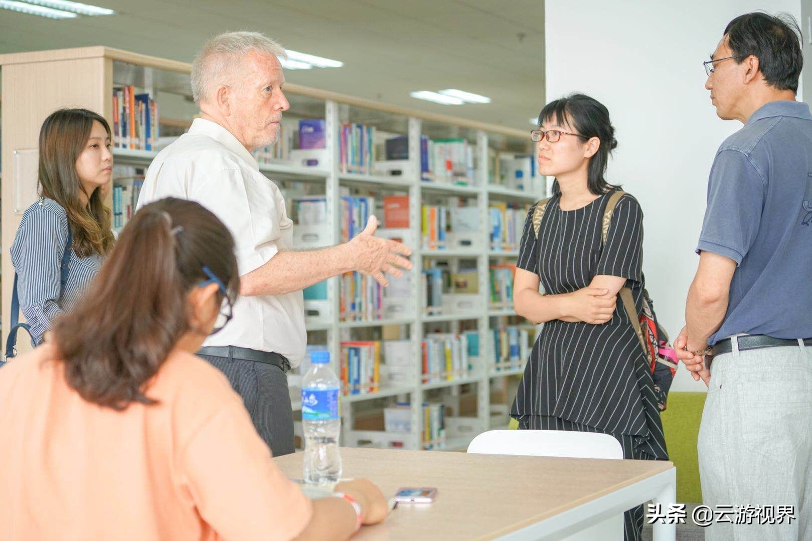 教育国际化校长论坛艾伦·卡洪博士受聘云师大商学院国际导师