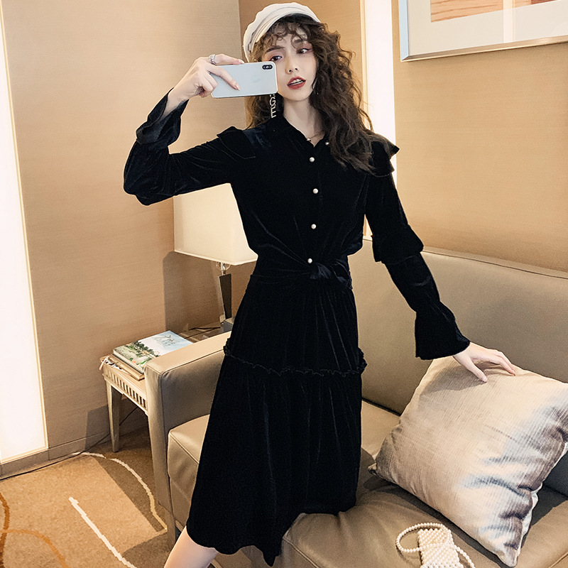 每个女人都爱穿丝绒韩版上衣，这几款更能穿出唯美感