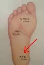 睡眠不好按摩一个穴位专治失眠,按哪些穴位有助于睡眠