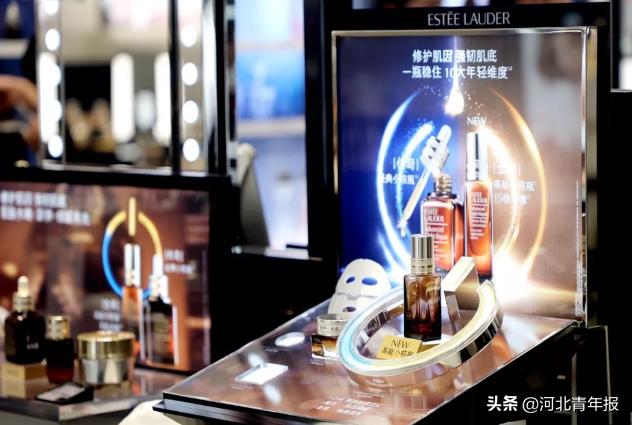 时装秀时尚街拍,时尚时装秀走秀视频