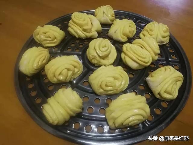 馒头开盖塌陷的原因,馒头塌陷的原因及解决方法