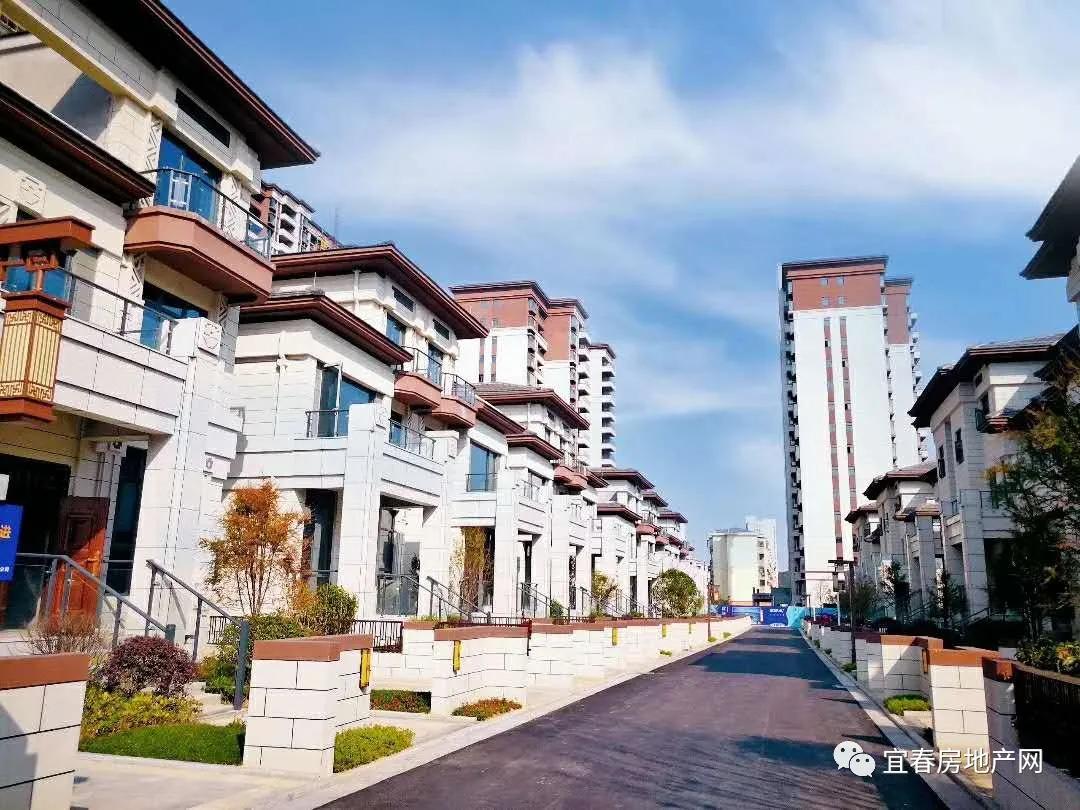 体育中心占地58亩,市民体育活动中心