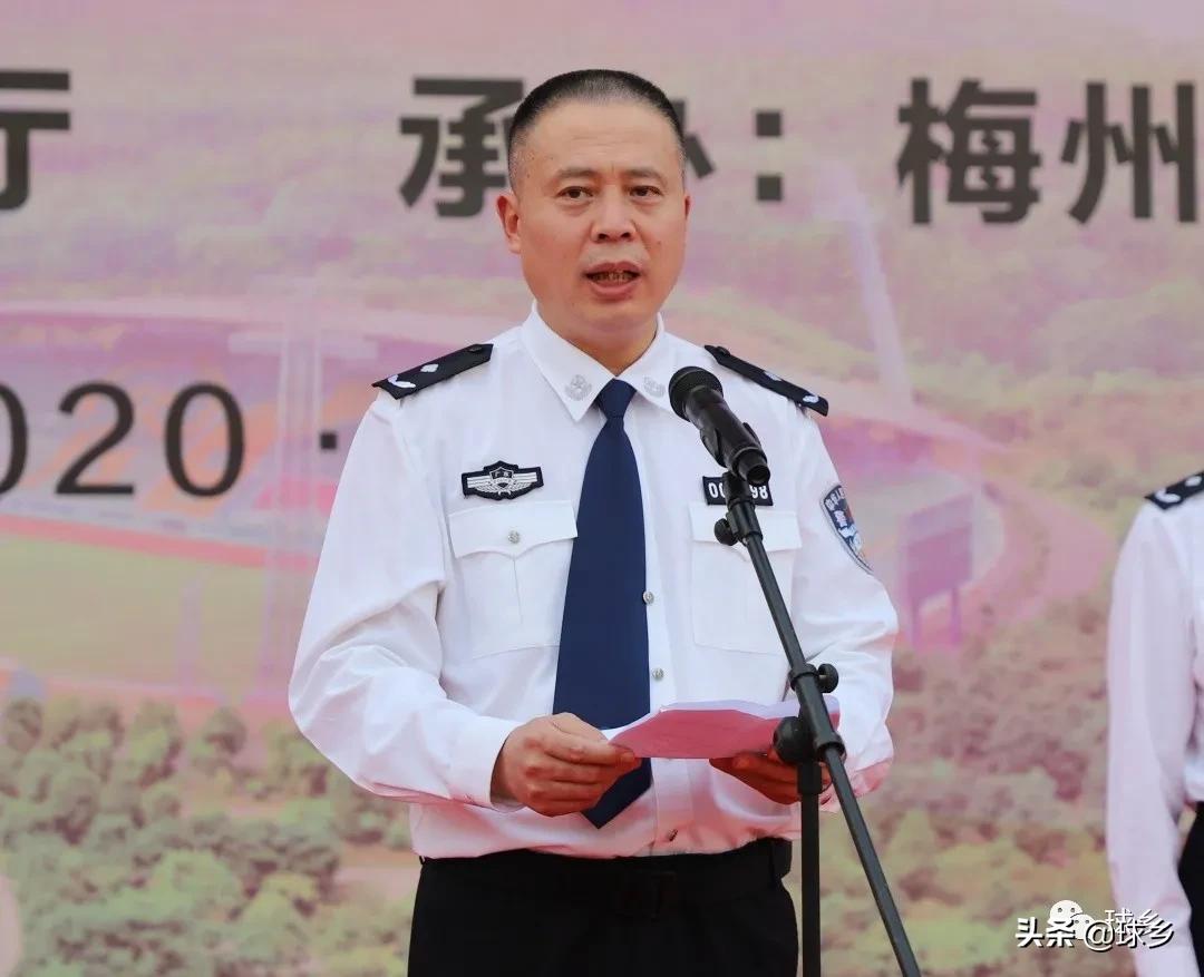 公安局夺冠,夺冠中国男足