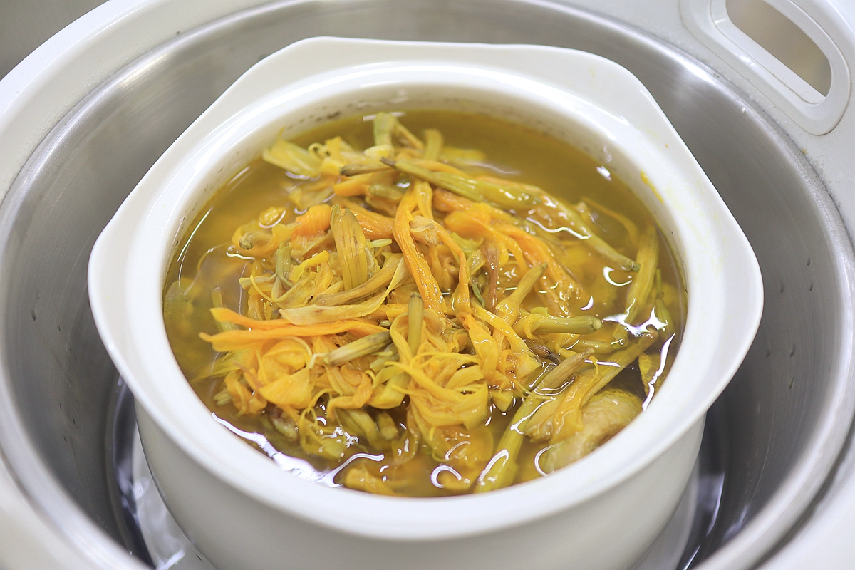 鲜美鸡汤炖多久,如何让鸡汤煮得更鲜美