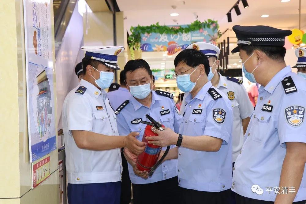 清丰县公安局*党**委书记、局长薛洪敏督导集中清理清查行动