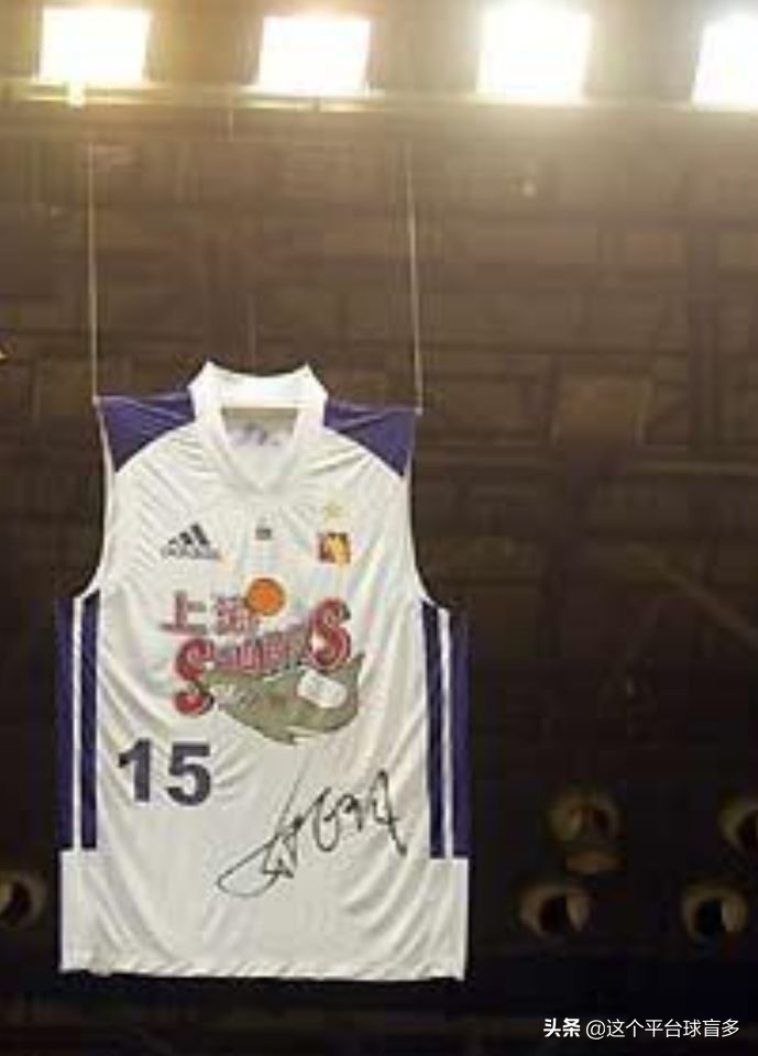 姚明2003年1月17日录像回放,姚明上海队球衣退役仪式