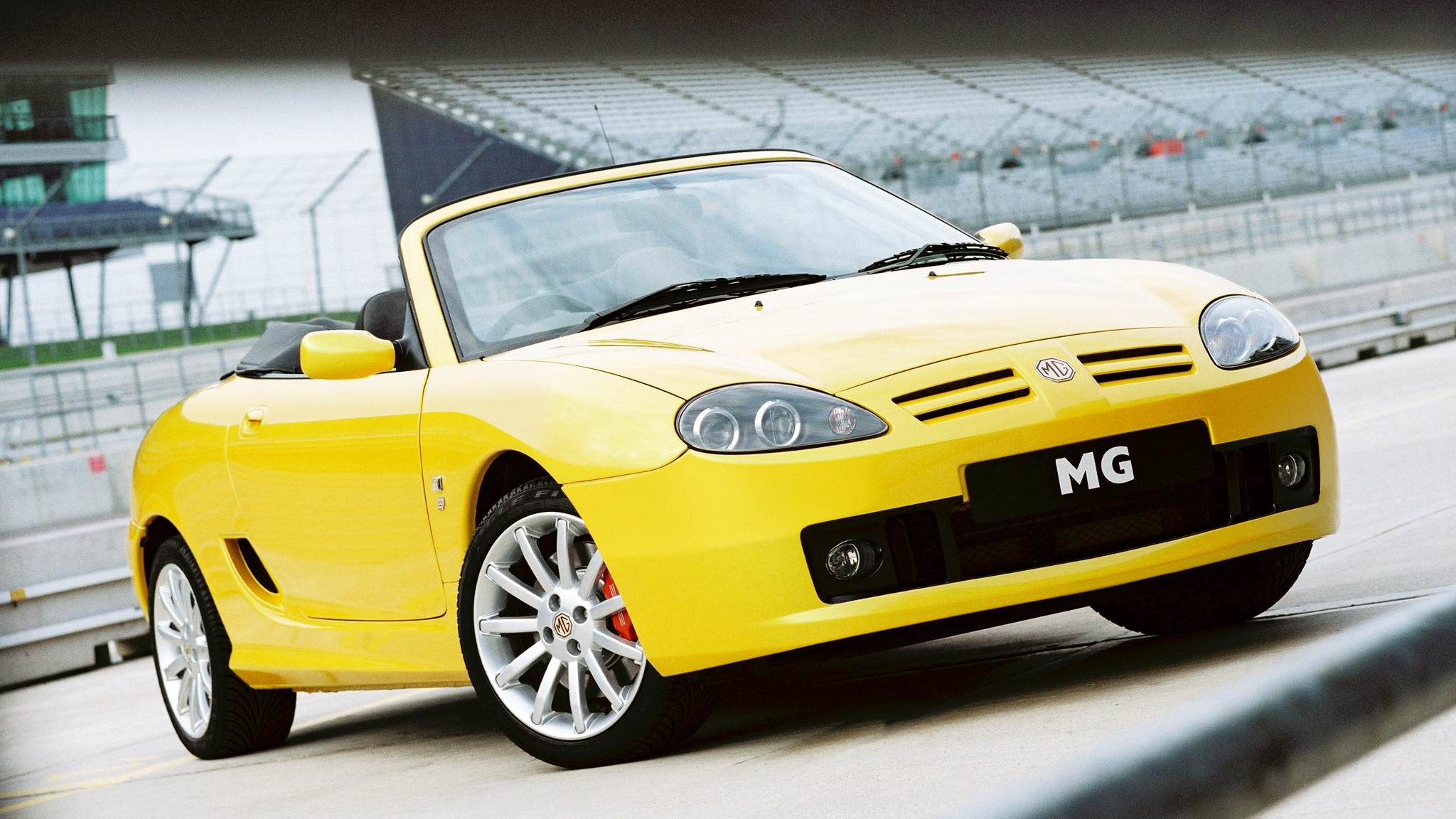 今年最值得买的二手超跑,2021最值得买的跑车10多万