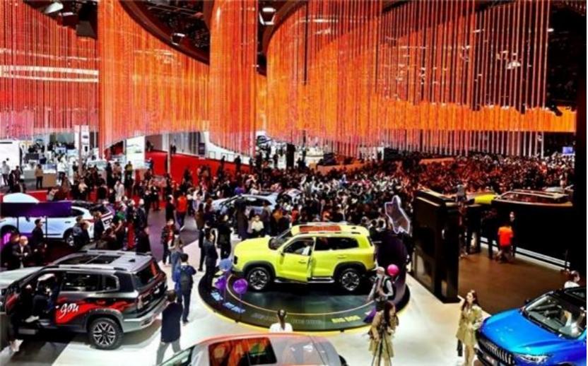 glc300换代抄底最好价格优惠多少,宝马5系抄底旧款还是等明年换代