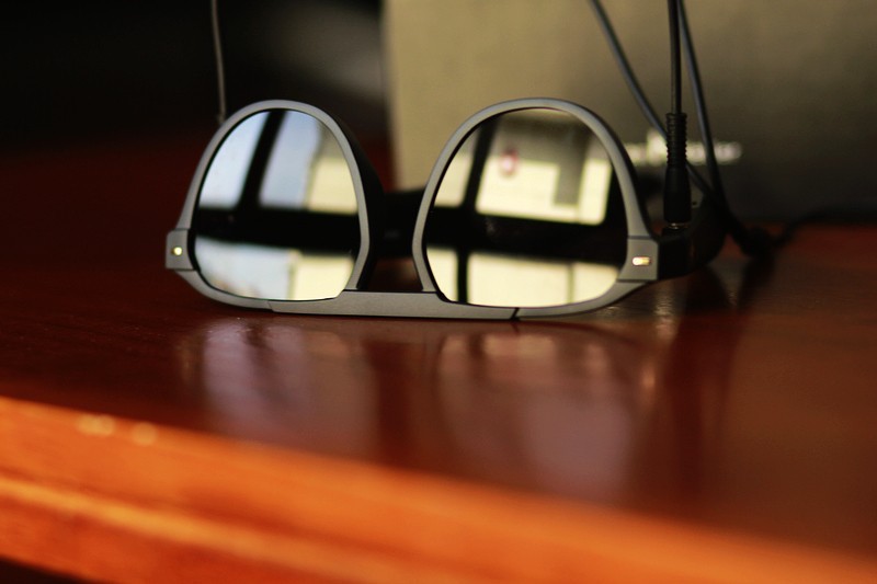 海伦凯勒日夜两用太阳眼镜,海伦凯勒蓝牙眼镜