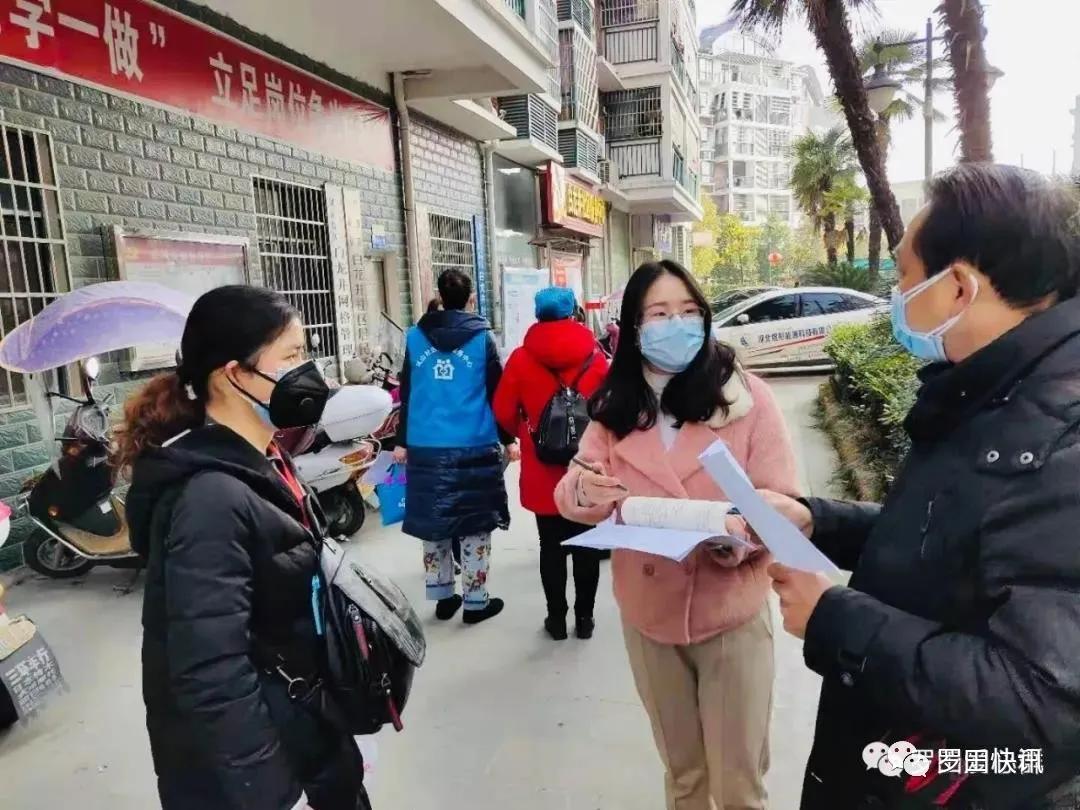 在疫情中逆行忙碌的罗田摄影人