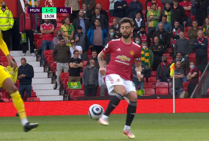 卡瓦尼曼联超远吊射,卡瓦尼曼联2:2扳平