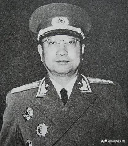 中国十大元帅和十大将军,中国开国十大将军照片全集