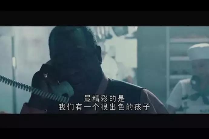 亚马逊碰了碰安利,“大兄弟,这是不是你儿子?”