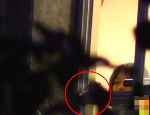 老烟枪的十大女明星,女明星老烟枪视频