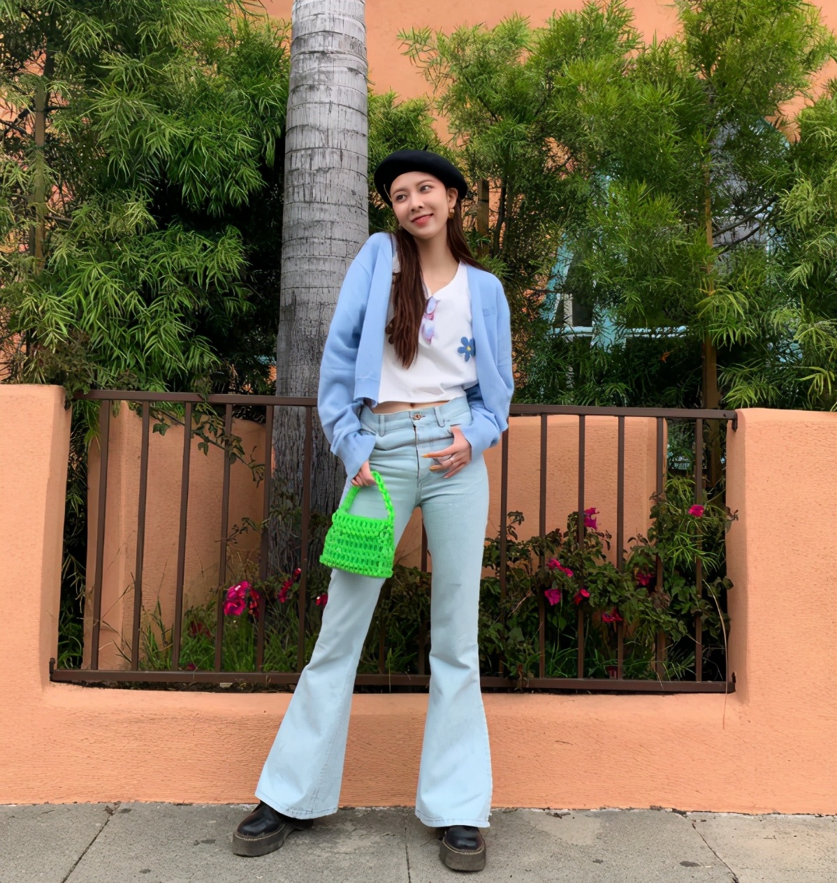 稍微高一点筒的马丁靴穿搭,drmartens马丁靴怎么搭配