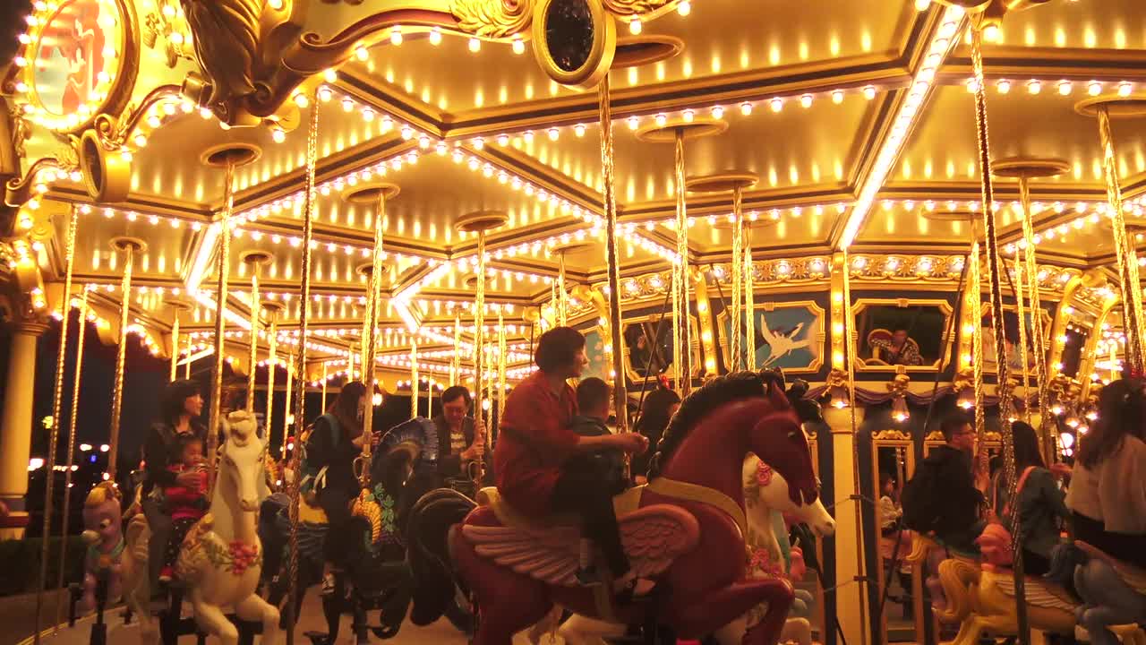 香港迪士尼攻略节假日,香港迪士尼攻略价格