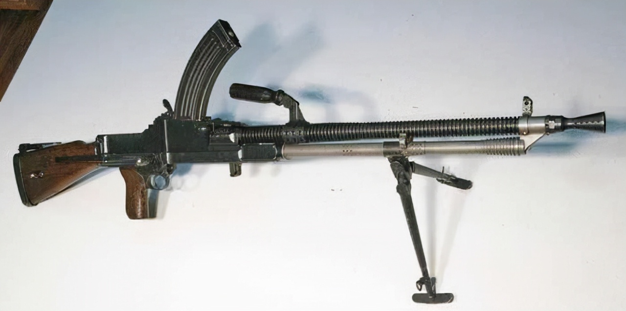 新四军主力团造出重炮，粟裕看过后摇头：这能用吗