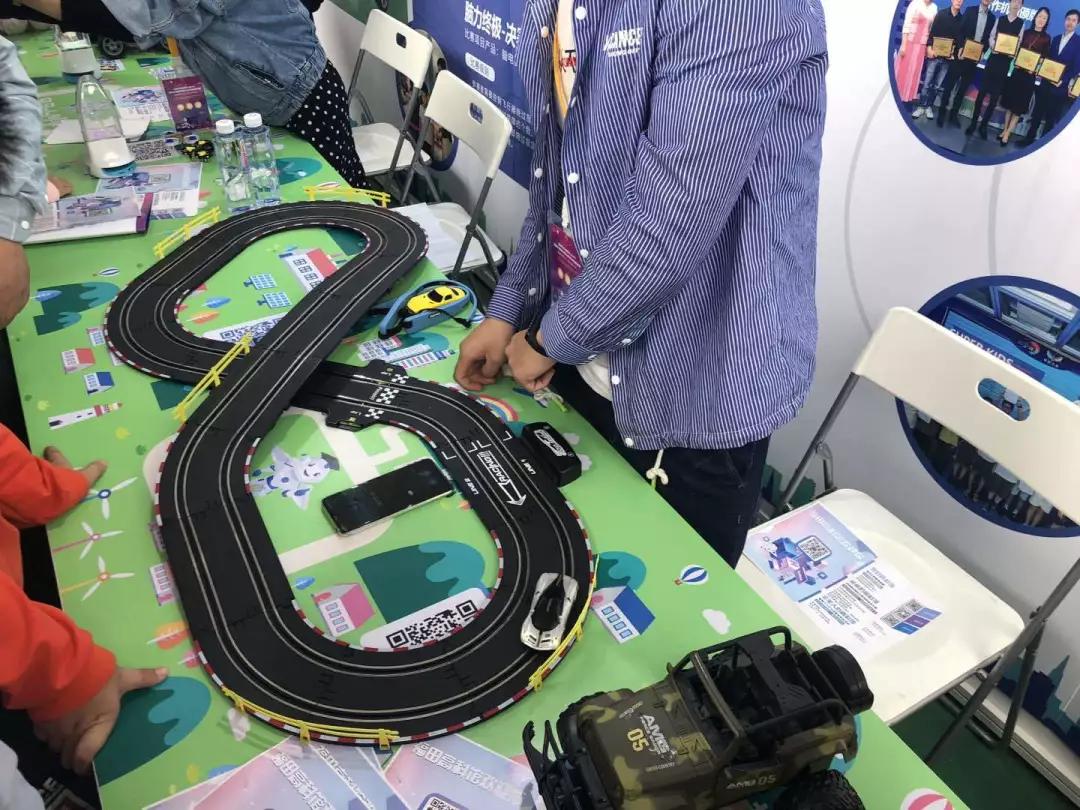 灏忓垱瀹㈠ぇ鏈潵,灏忓垱瀹㈠ぇ鏈潵瀹屾暣瑙嗛