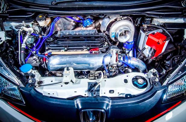 本田飞度号称城市代步之王,本田飞度怎么变成平民超跑