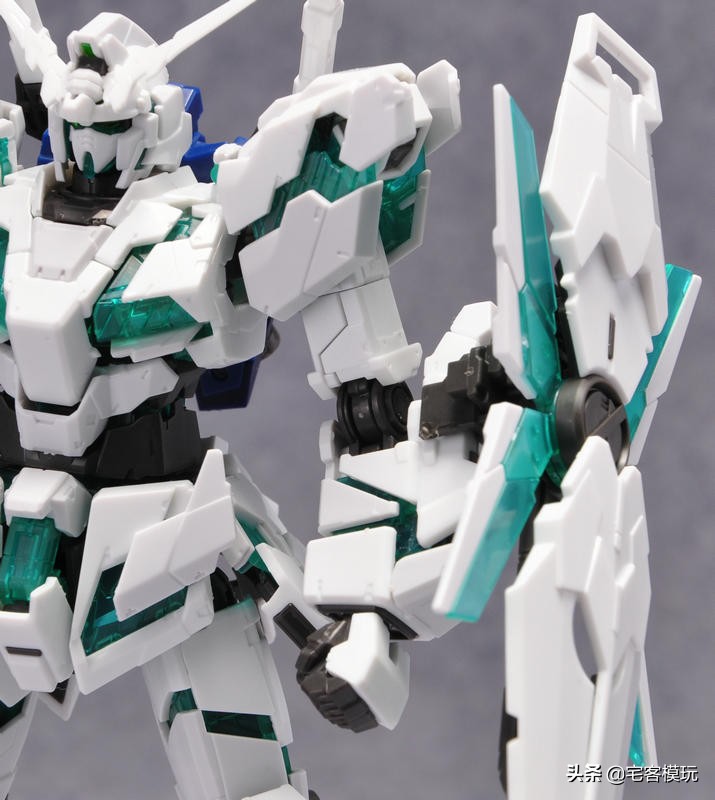 万代rg25独角兽值得买吗,万代rg全武装独角兽评测